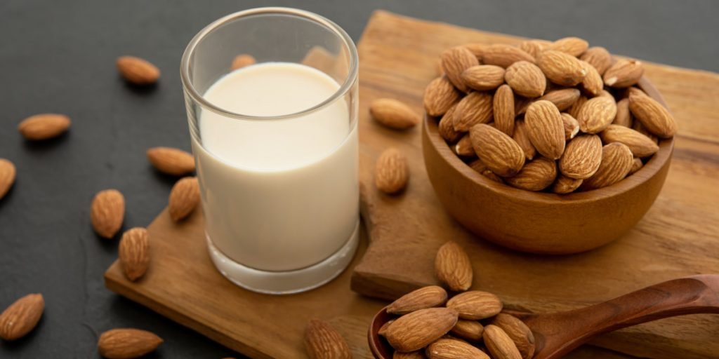manfaat almond milk
