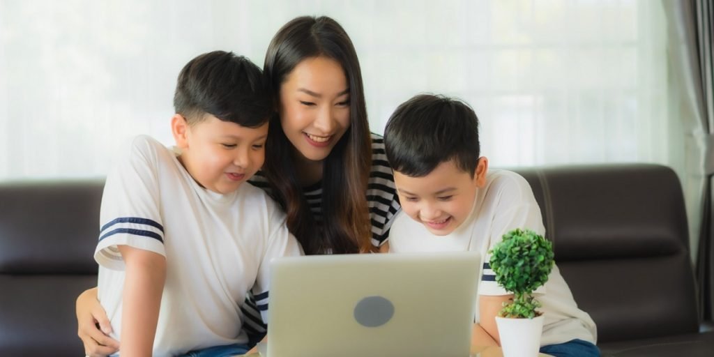 apa itu introvert dan ekstrovert