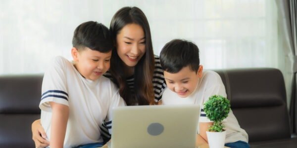 apa itu introvert dan ekstrovert
