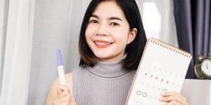 haid tidak lanxar setelah melahirkan, apakah normal?