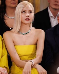 lisa blackpink di bvlgari show