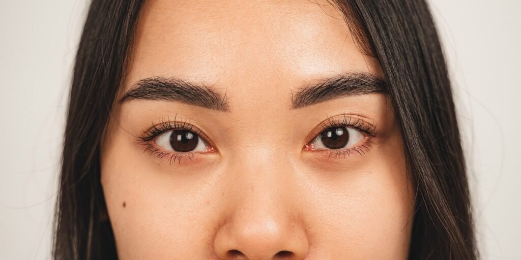 Tips natural membuat bulu mata lentik tanpa maskara