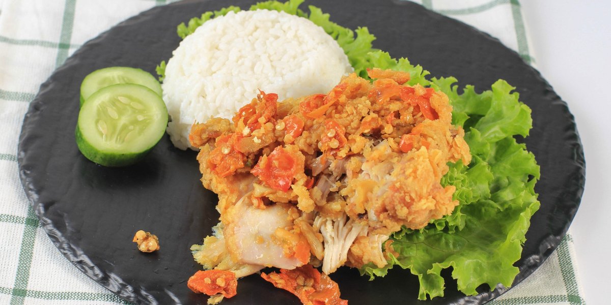 berapa kalori ayam geprek