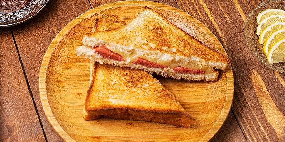 berapa kalori roti bakar