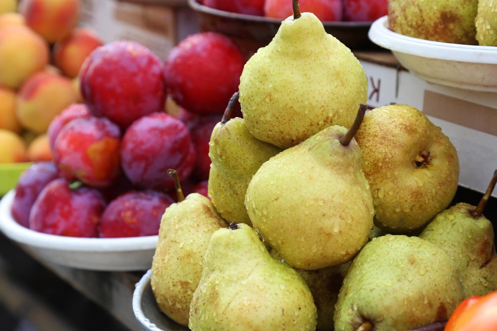 kalori buah pir dan nutrisinya