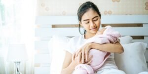 penyebab darah putih naik setelah melahirkan