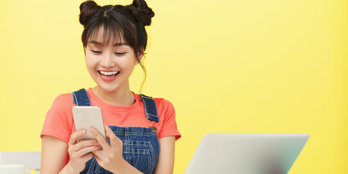 menggunakan gadget berlebihan